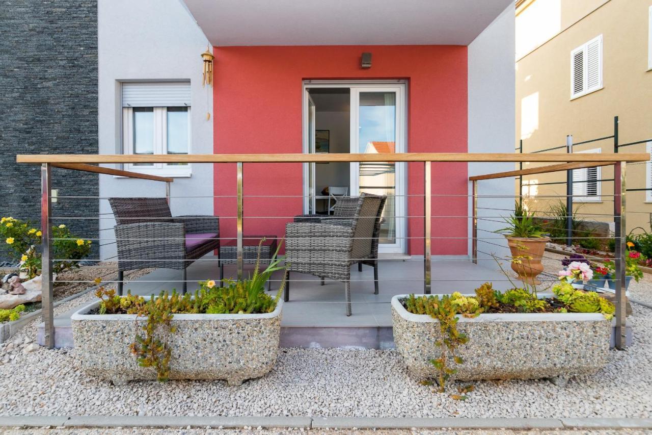 Apartments And Rooms With Parking Space Grebastica, Sibenik - 17831 Exterior foto